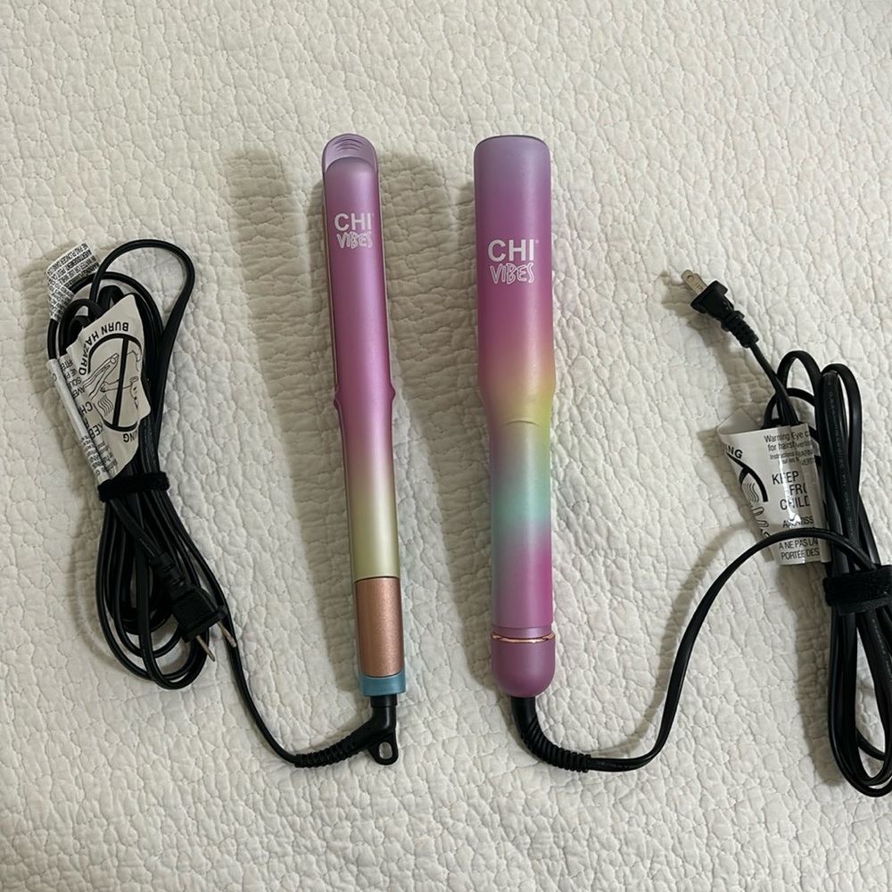 NWOT Bundle CHI Vibes multifunction waver and flat iron